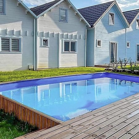 Gorgeous Home In Rewal With Outdoor Swimming Pool Exterior foto